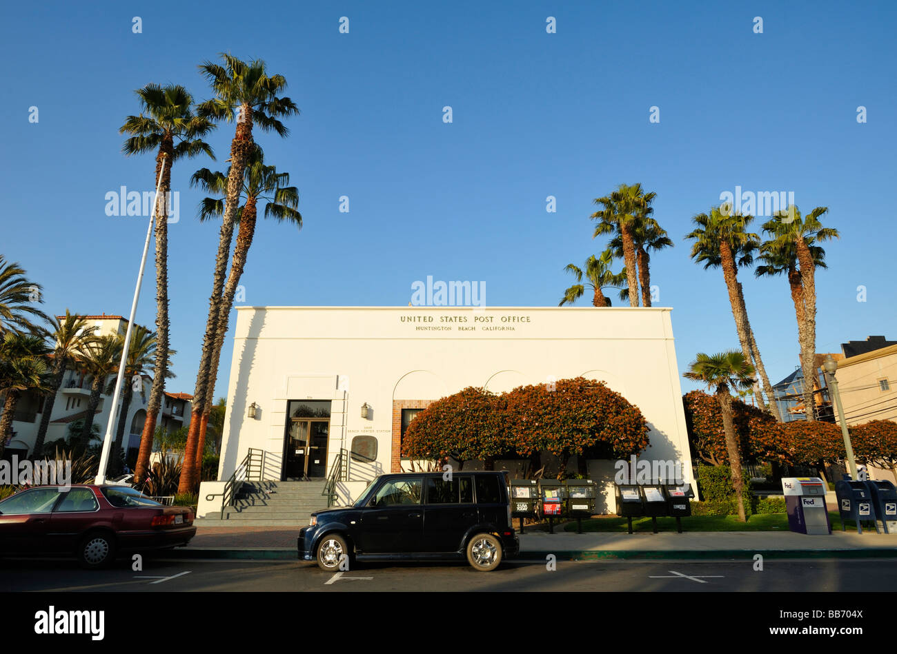 Downtown palm trees hires stock photography and images Alamy