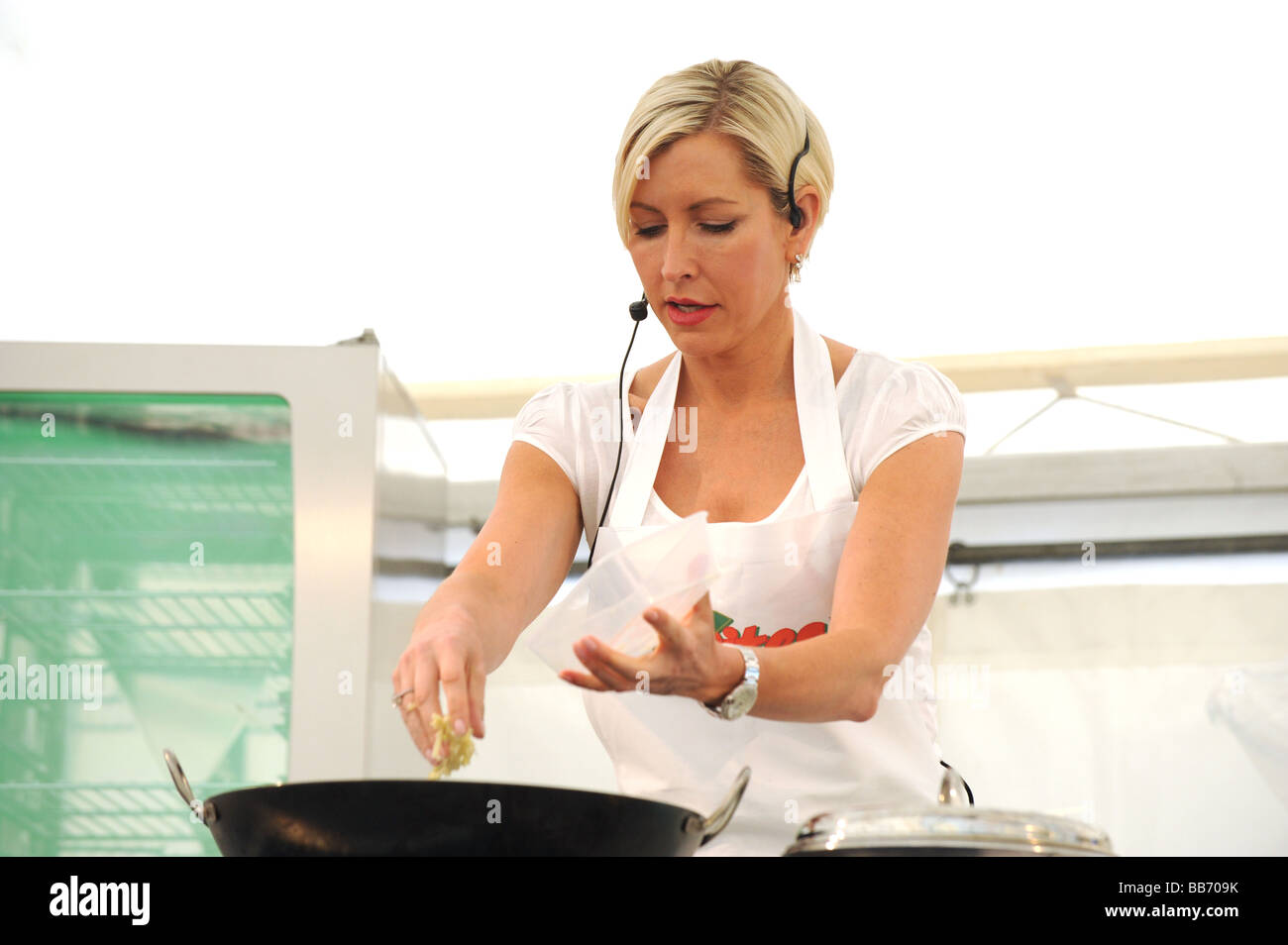Heather Mills demonstrated the art of vegan cooking inside a packed marquee at the Brighton Foodies Festival Stock Photo