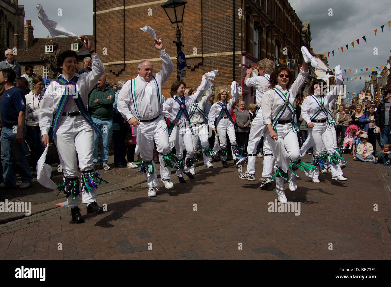 sweeps festival morris traditional dancers dancing Stock Photo - Alamy