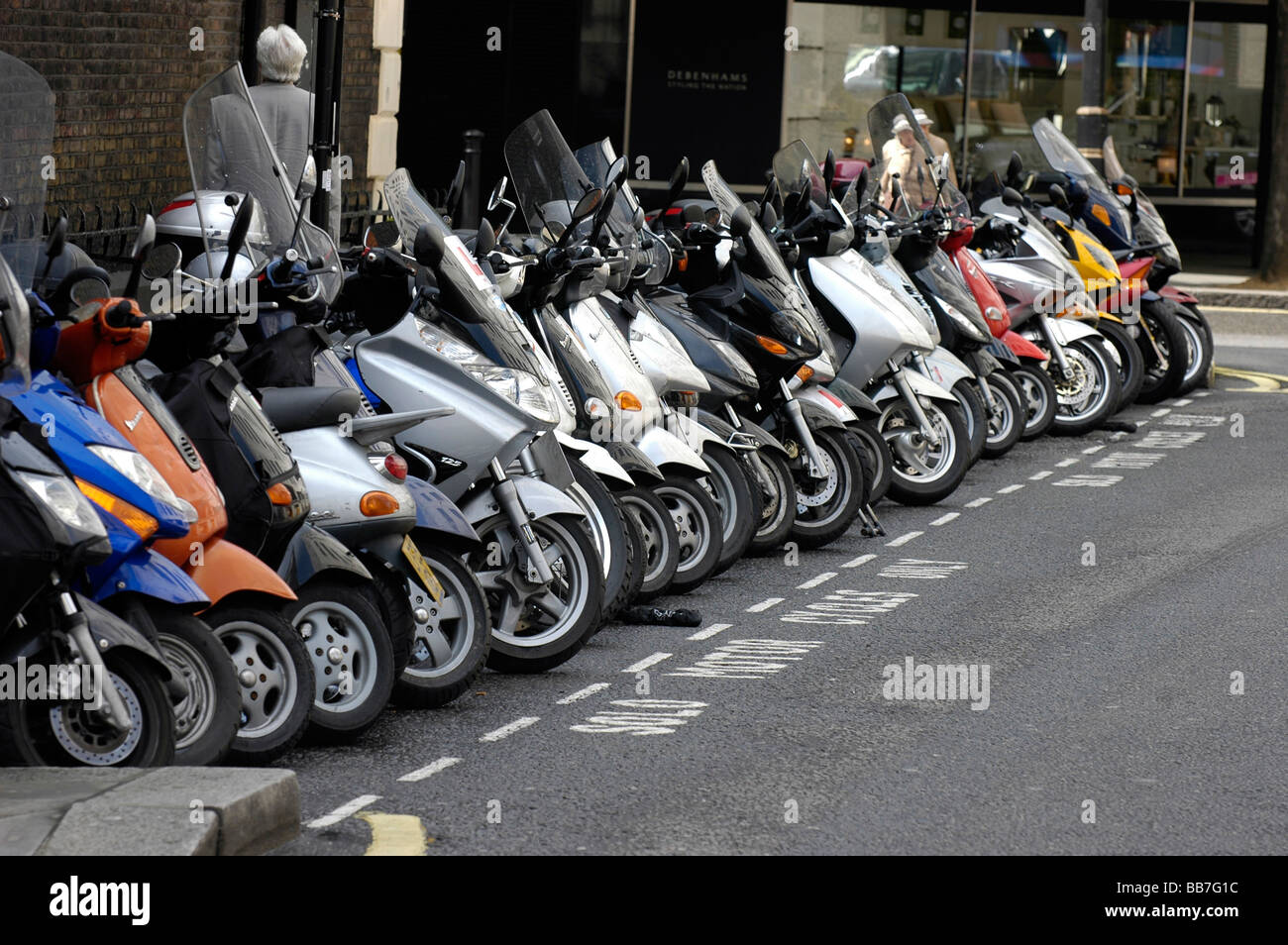 A motorbike and scooter parking bay in central London 2 Stock Photo - Alamy