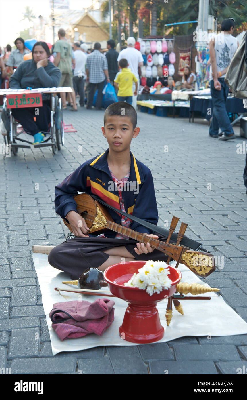 Thai instruments hi-res stock photography and images - Alamy