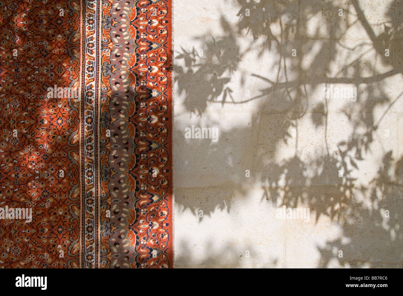 Weaving loom turkish carpets hi-res stock photography and images - Alamy