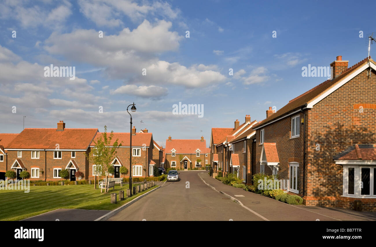 Housing at Oakley Village in Bedfordshire Stock Photo Alamy