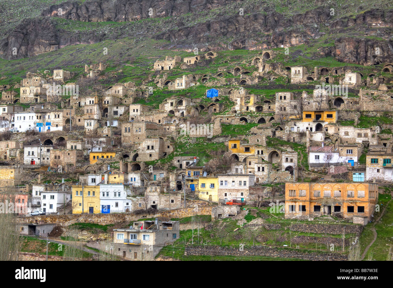 Mountainside town hi-res stock photography and images - Alamy