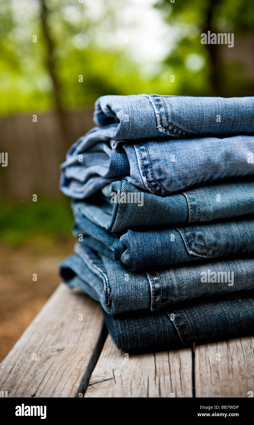 Jeans advertisement hi-res stock photography and images - Alamy