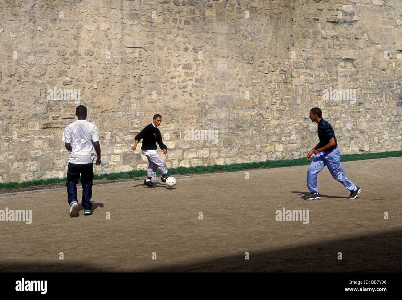 French students, gym class, soccer player, soccer players, playing
