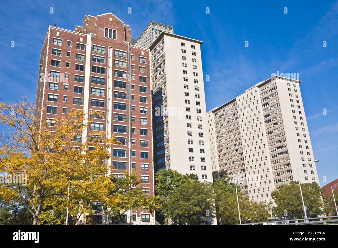 Apartment buildings in Chicago Stock Photo Alamy