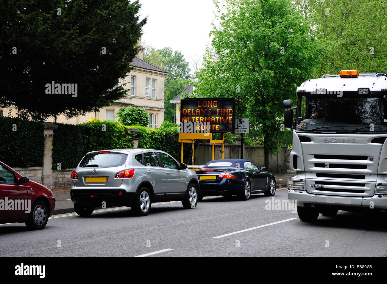 Traffic Delays - Roadworks Sign - Traffic Jam Bath UK Stock Photo