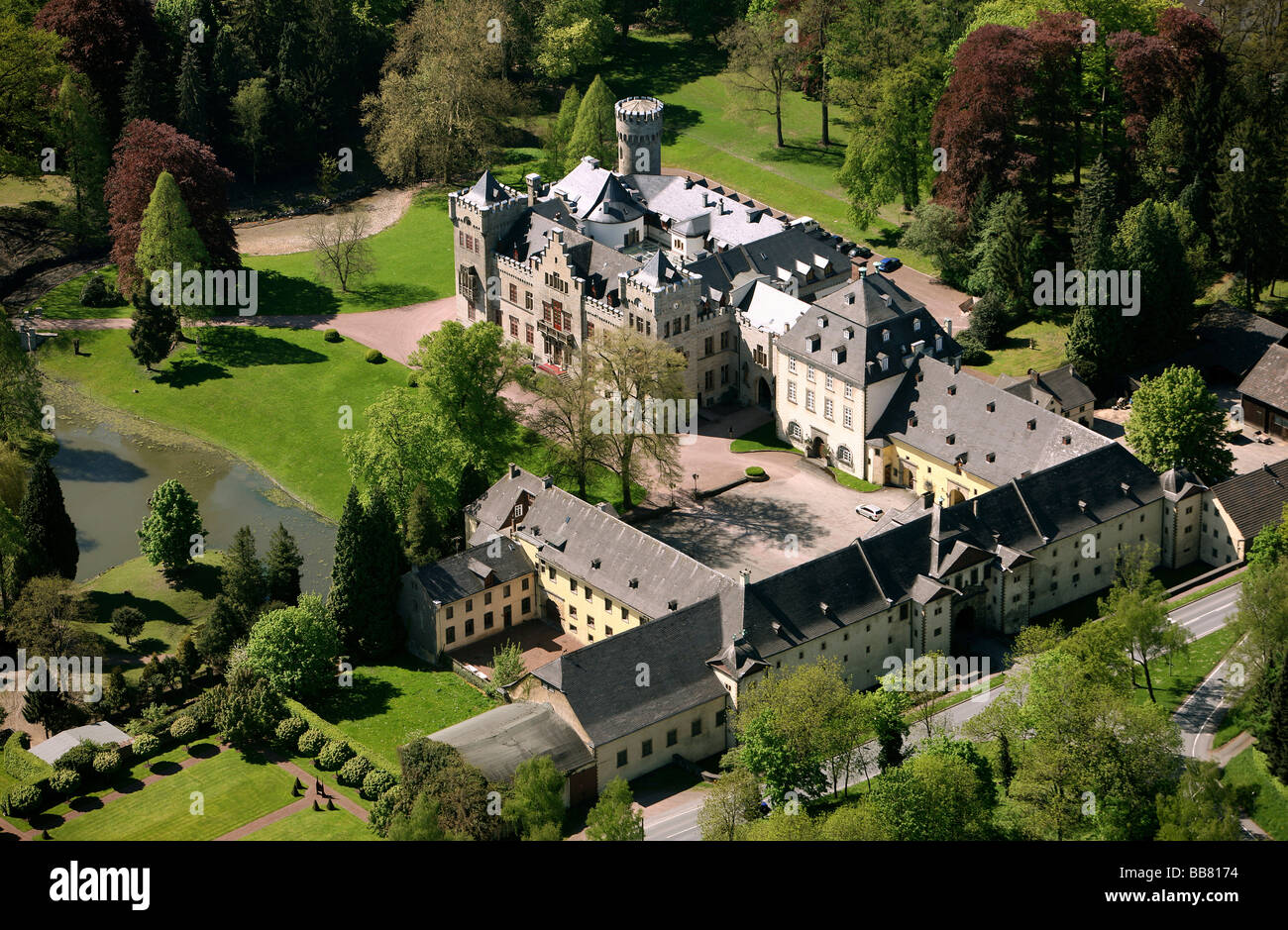 Aerial photo Herdringen Castle Tudor castle Arnsberg