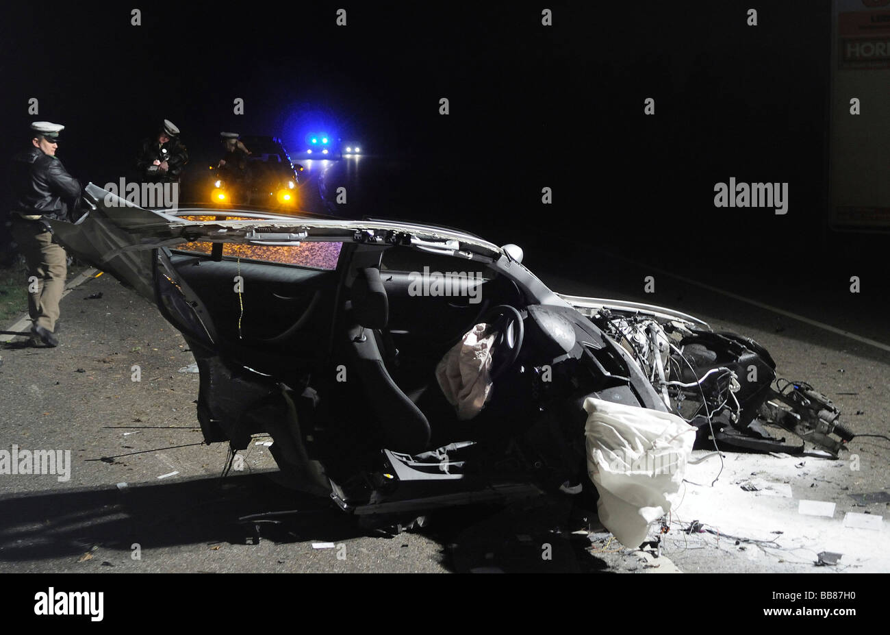 Serious traffic accident, the driver survived miraculously, L 1140 highway near Ludwigsburg, Baden-Wuerttemberg, Germany, Europe Stock Photo