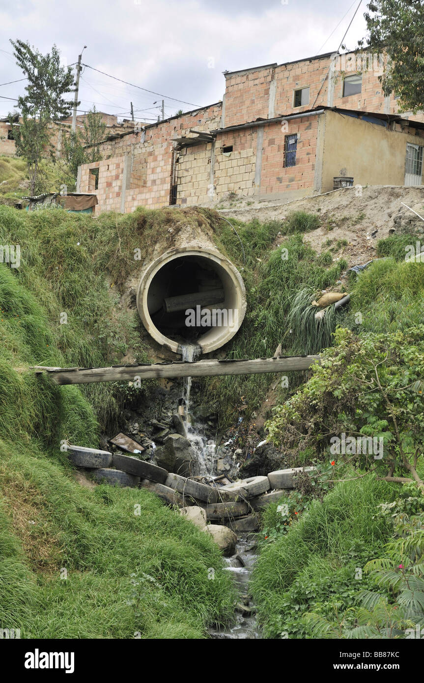 Untreated sewage flowing into creeks and rivers, slums of Cazuca, Soacha, Bogotá, Columbia Stock Photo
