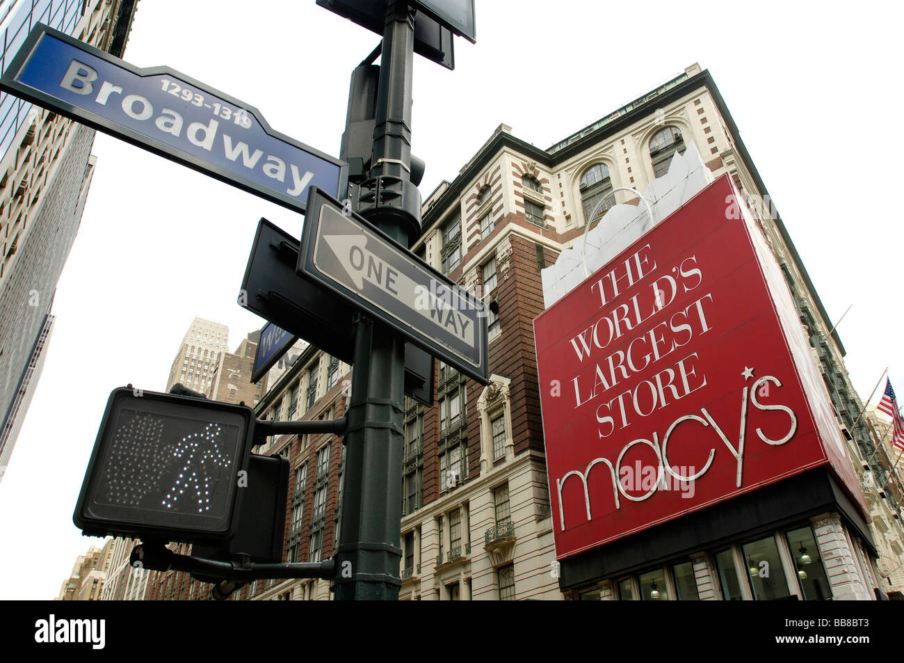 Macy's, the world's largest department store, on Broadway, Manhattan, New York, USA Stock Photo