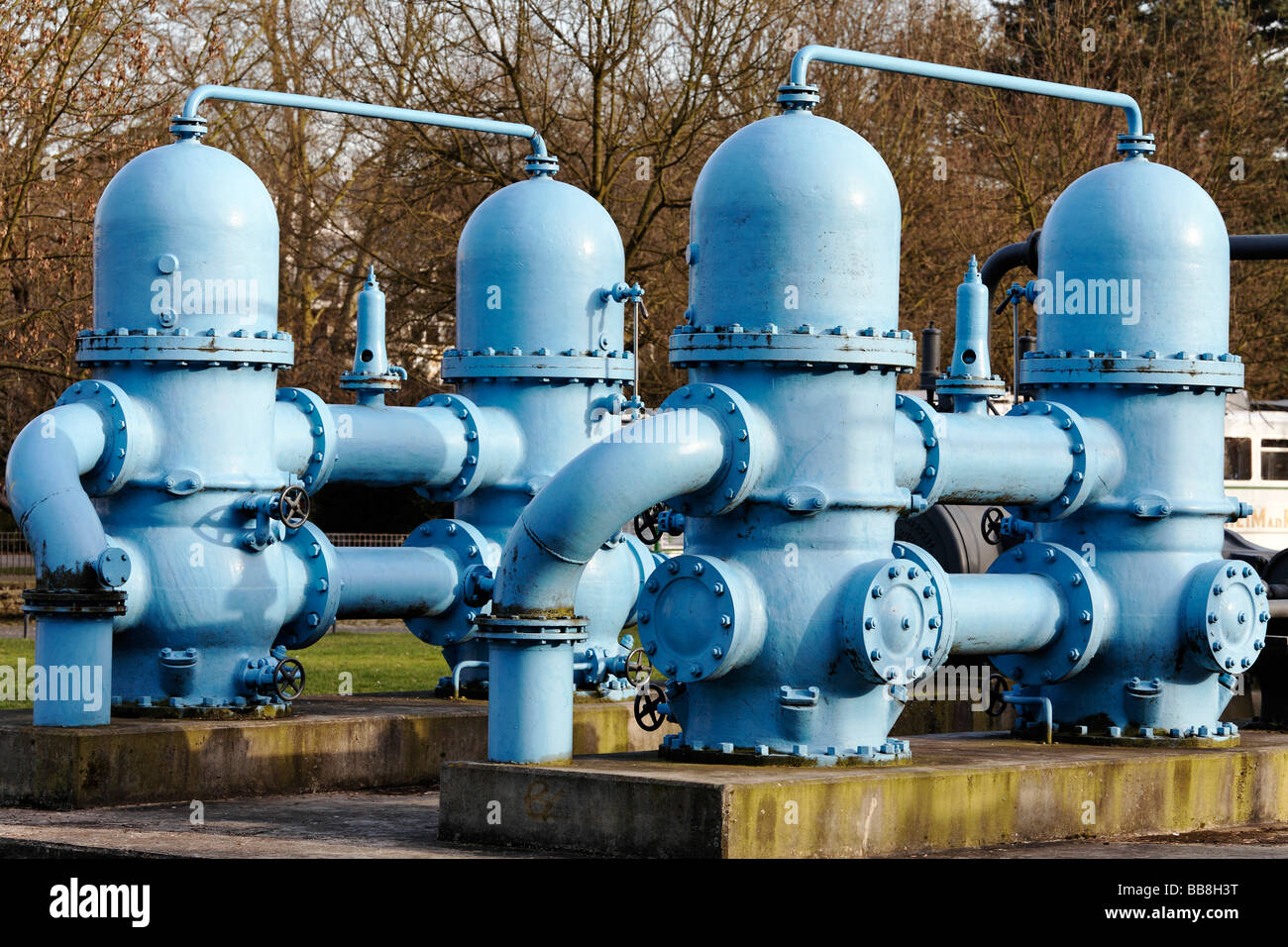 Twin piston pumps of a historic steam engine used for the advancement