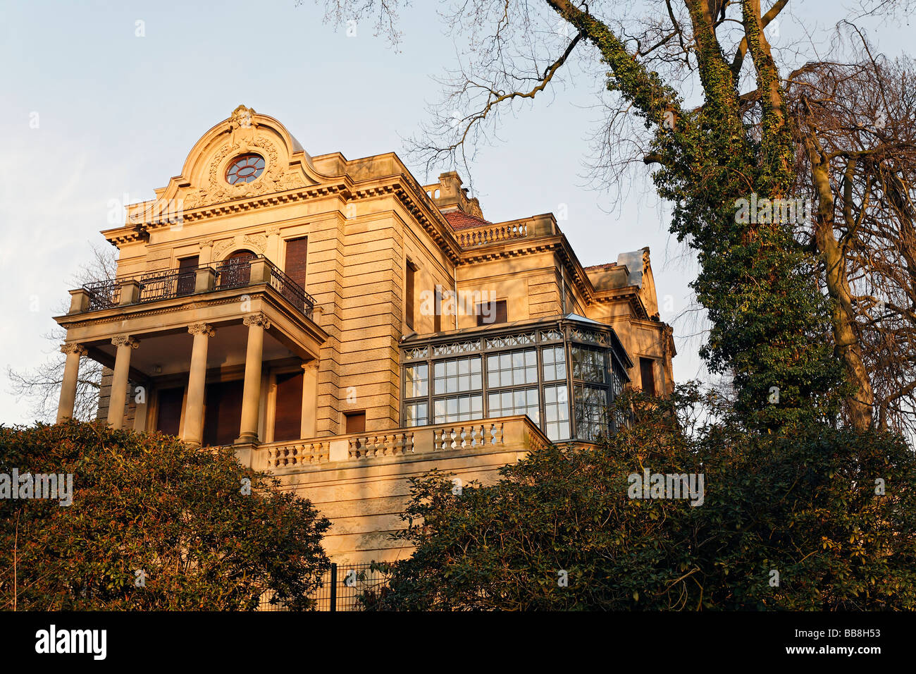 Historic Villa Josef Thyssen, Thyssen Park, Muehlheim an der Ruhr, North Rhine-Westphalia, Germany, Europe Stock Photo