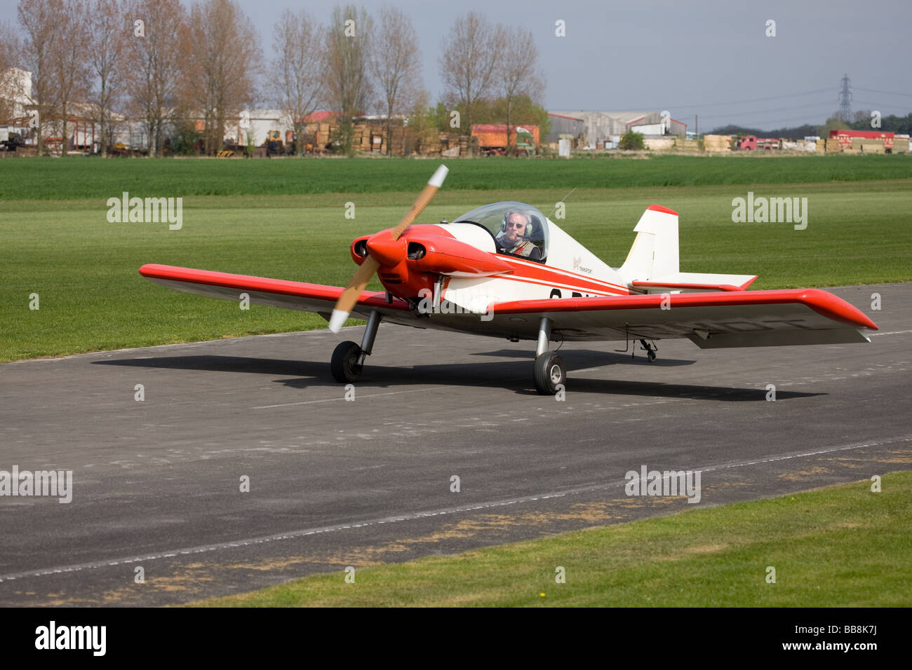 Colibri MB2 G-BNDT taxiing at Breighton Airfield Stock Photo