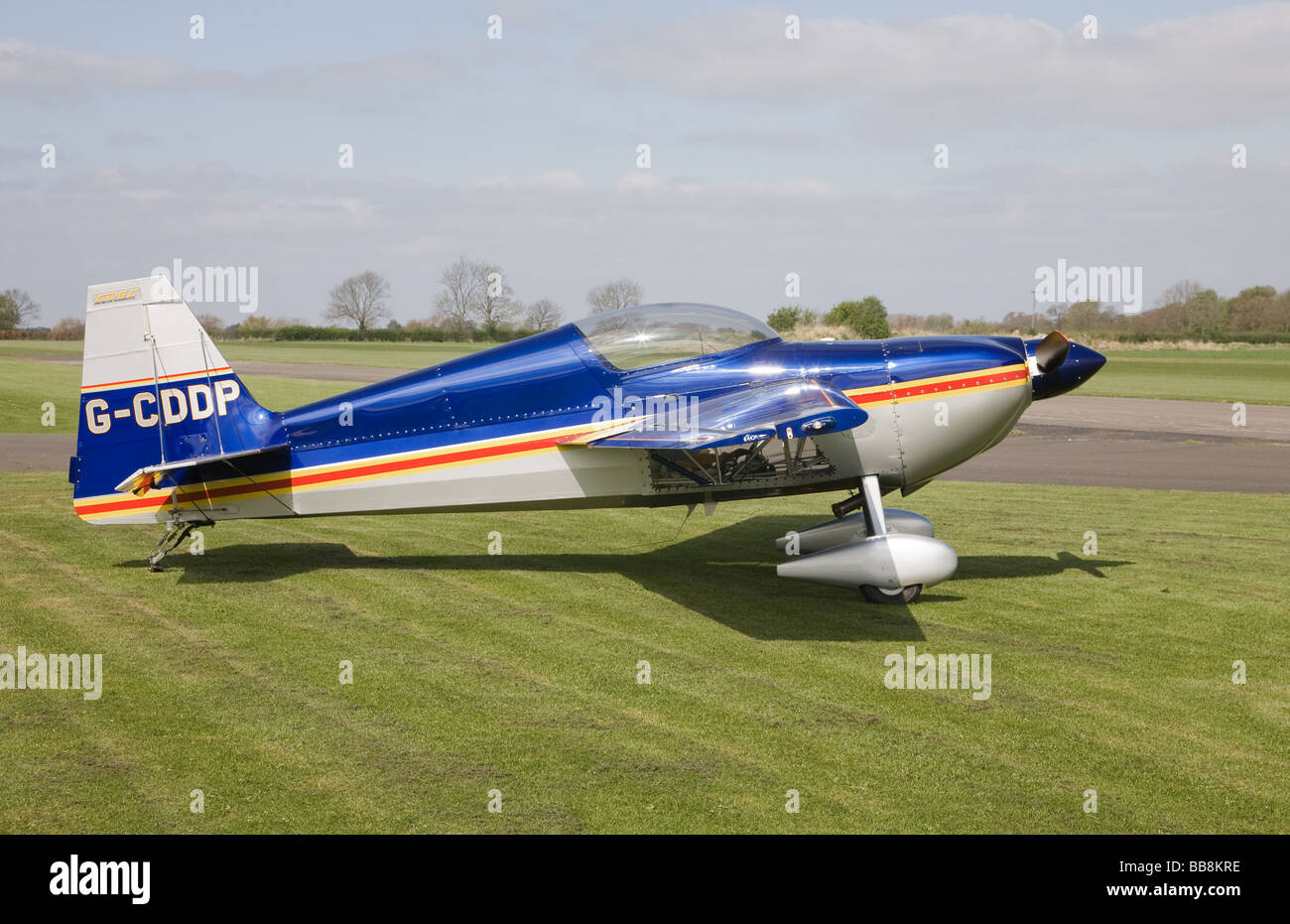 Edge Laser 230 G-CDDP on the ground at Breighton Airfield Stock Photo -  Alamy