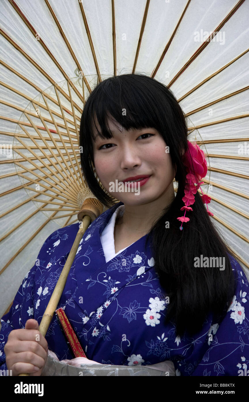 Oriental Japanese female with parasol Edinburgh Fringe Festival