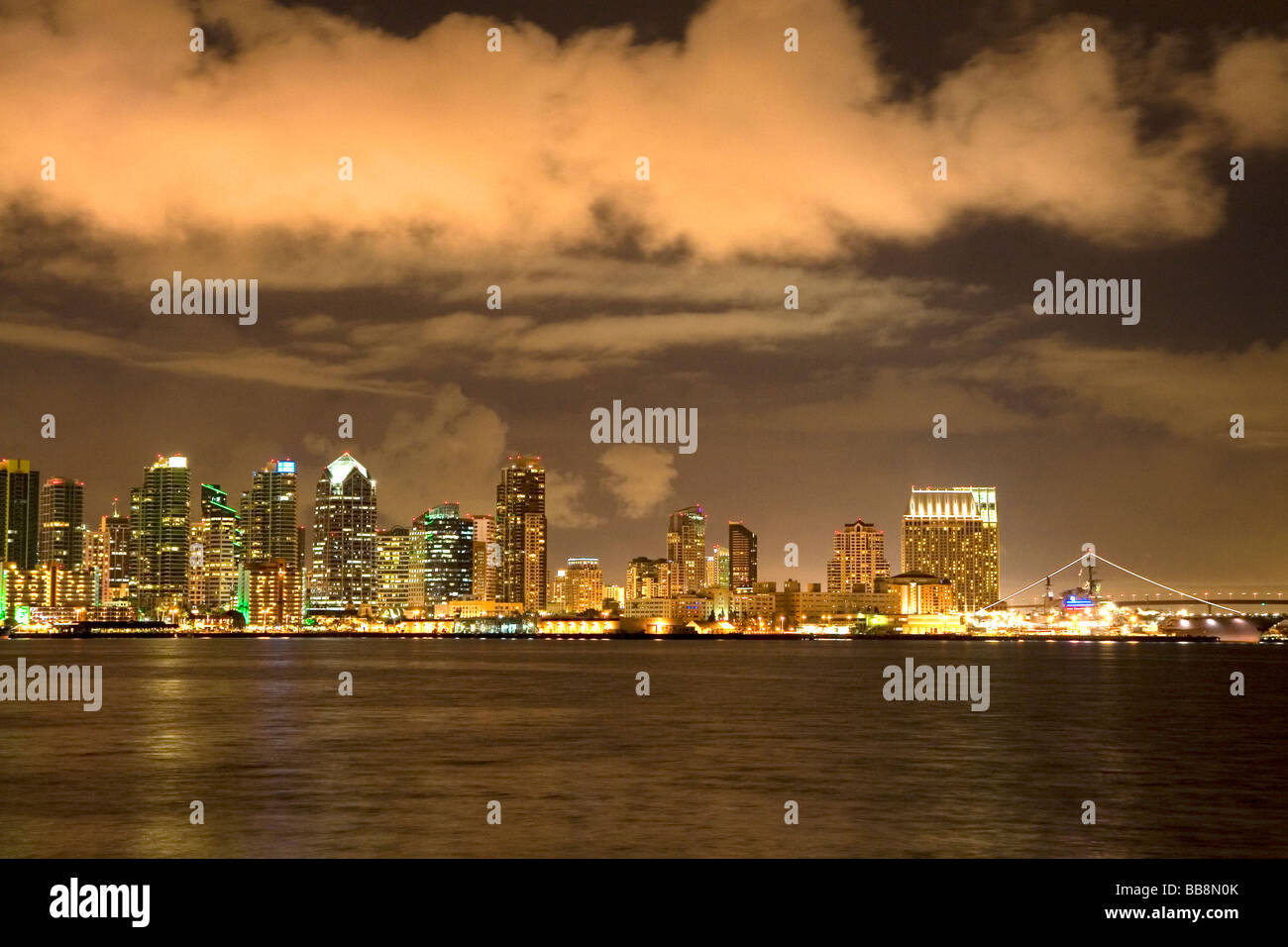 San diego night hi-res stock photography and images - Alamy