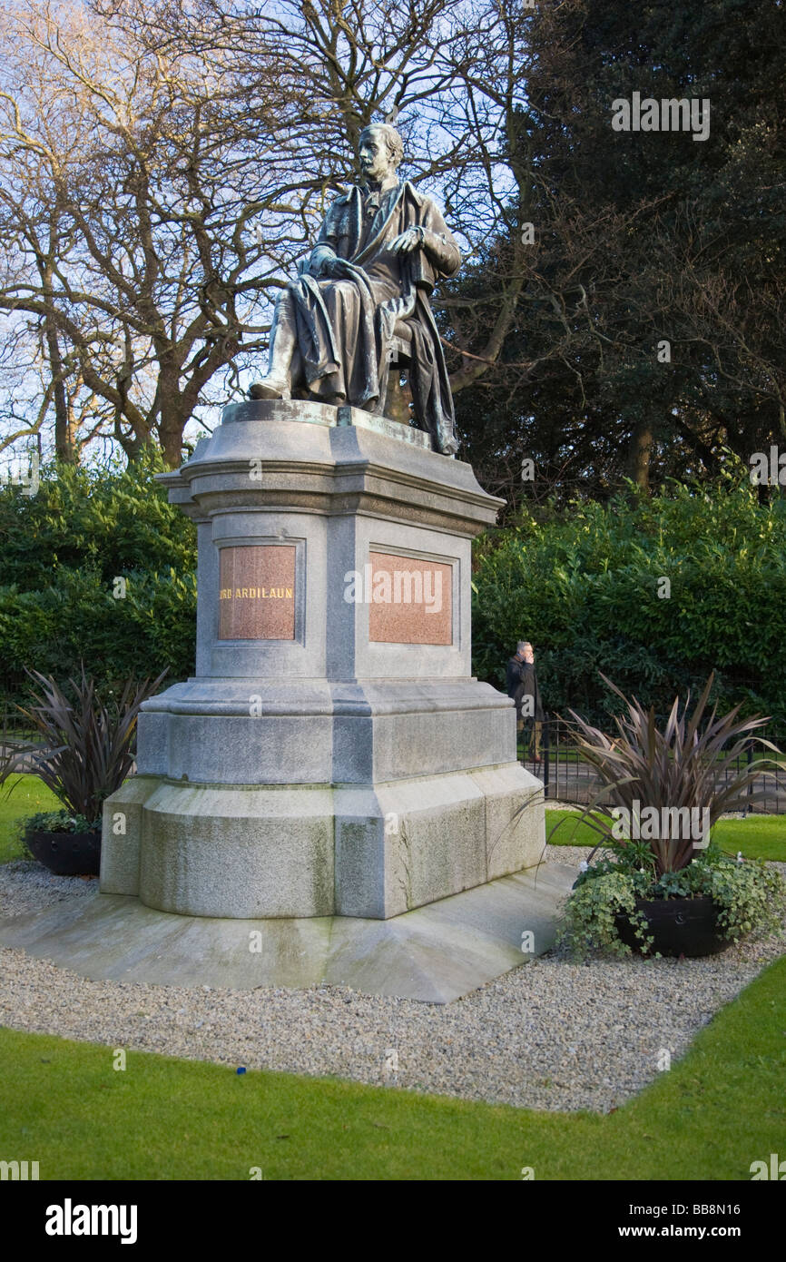 A seated statue of Lord Ardilaun, St Stephen's Green, Dublin, Ireland