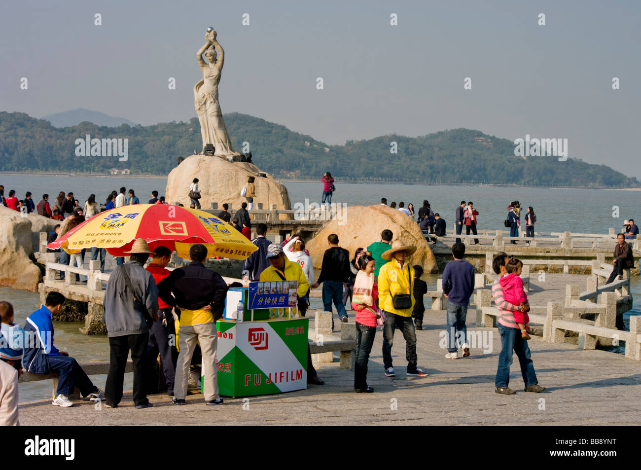 asia china Guangdong Zhuhai fisher girl statue 2008 Stock Photo