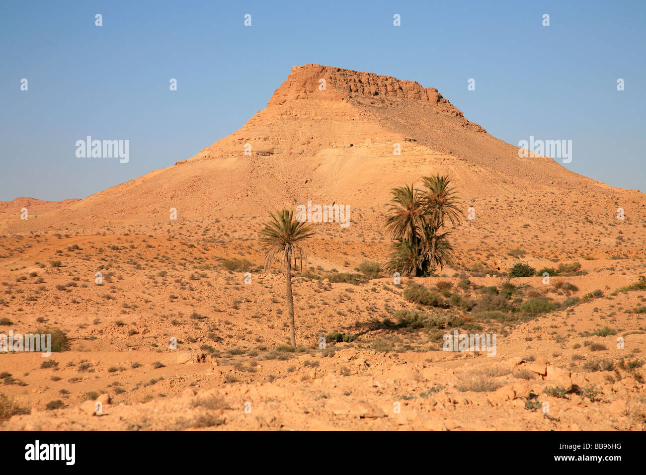 Jebel Dahar mountains and surrounding desert near Douiret, Tunisia ...