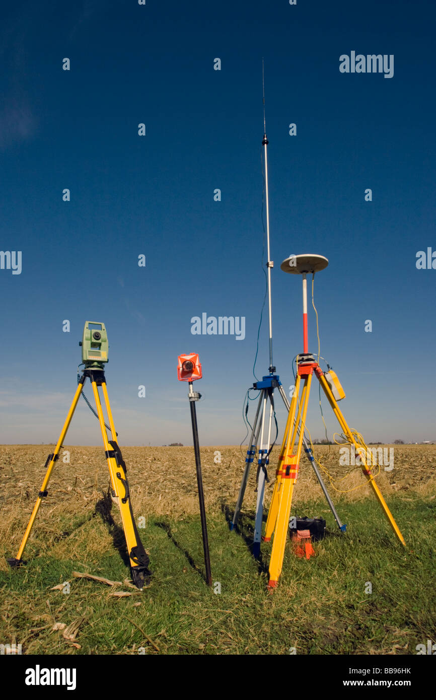GPS unit Total station and Prism Stock Photo Alamy