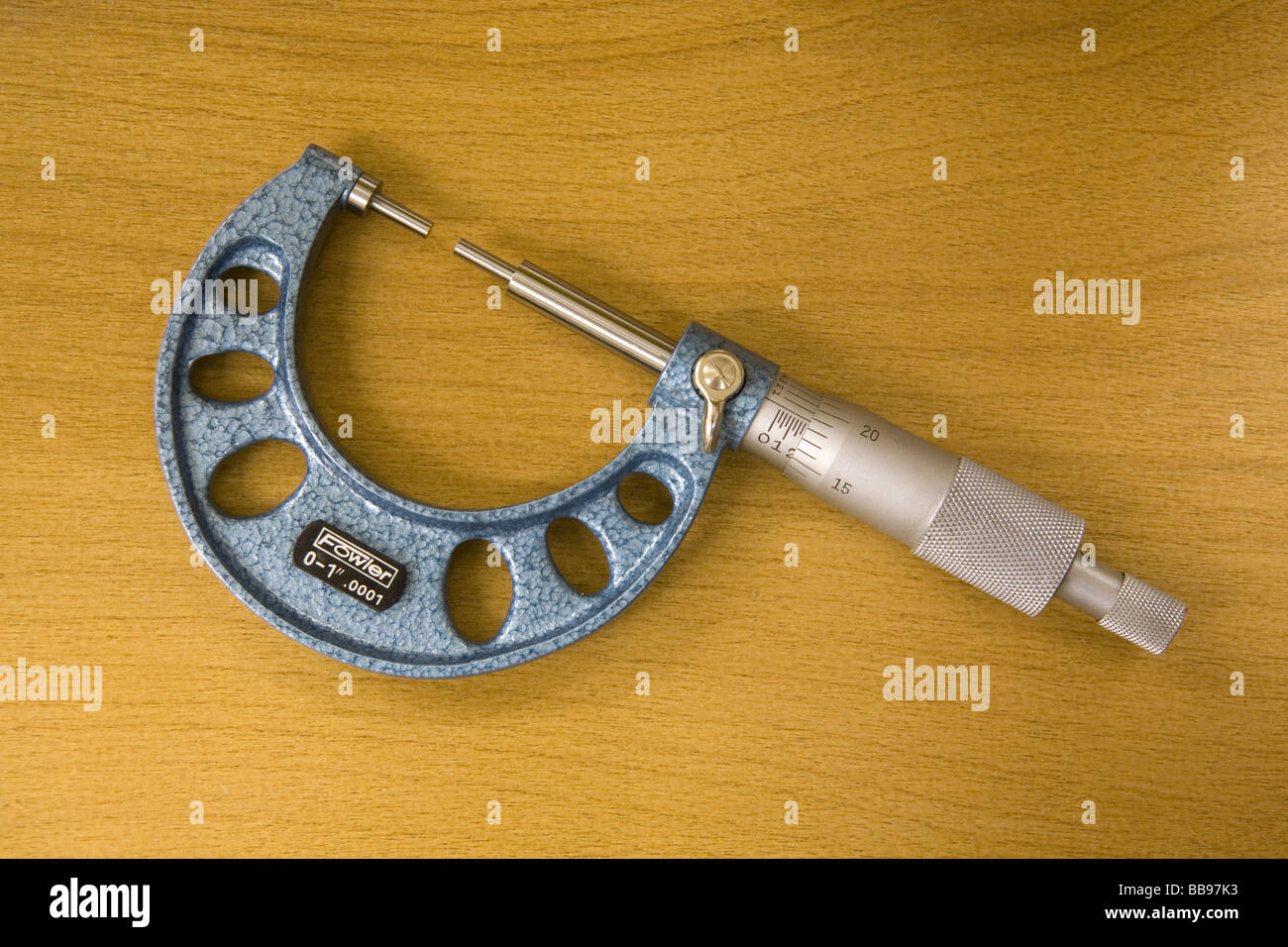 Micrometer hires stock photography and images Alamy
