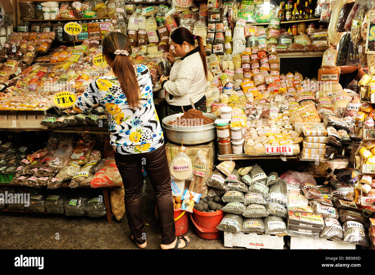 herbs and spices shop, Old Quarter, Hanoi, vietnam Stock Photo Alamy