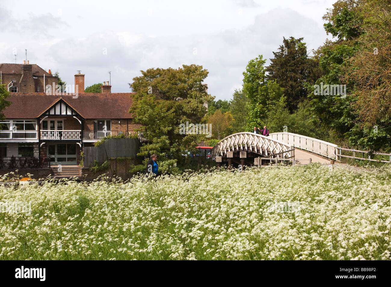 England Berkshire Cookham Odney Lane bridge over River Thames Stock Photo