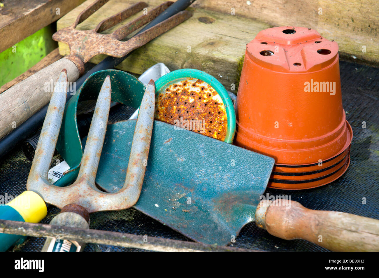 Garden tools hi-res stock photography and images - Alamy