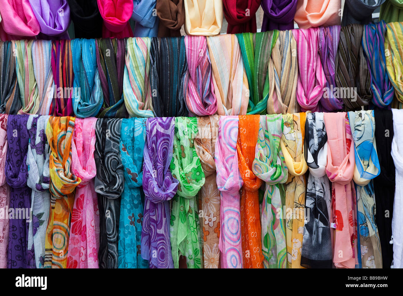 Scarf pin hi-res stock photography and images - Alamy