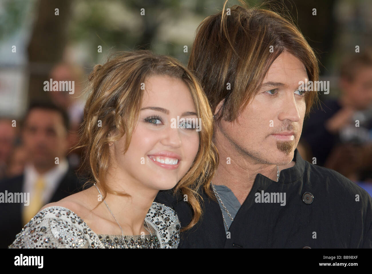 Miley Cyrus and Billy Ray Cyrus Stock Photo Alamy