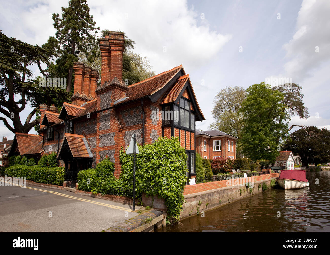England Buckinghamshire Marlow St Peter Street River Thames riverbank