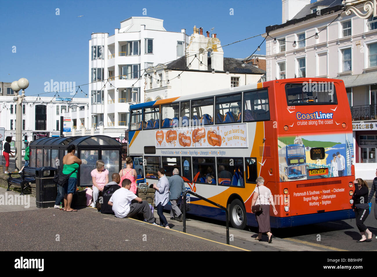 Village bus stop england people hi-res stock photography and images - Alamy