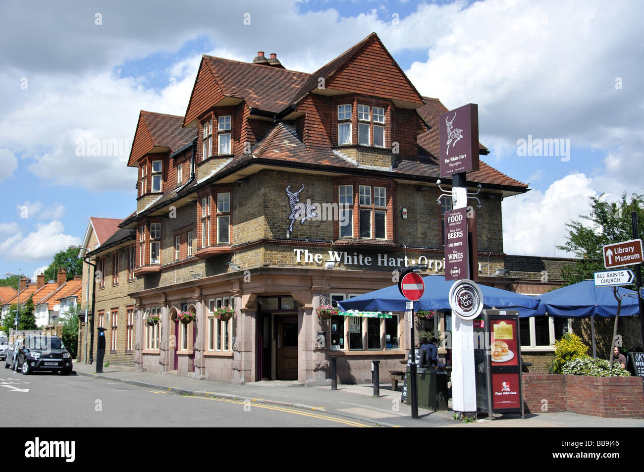 The White Hart Pub, High Street, Orpington, London Borough of Bromley, Greater London, England, United Kingdom Stock Photo