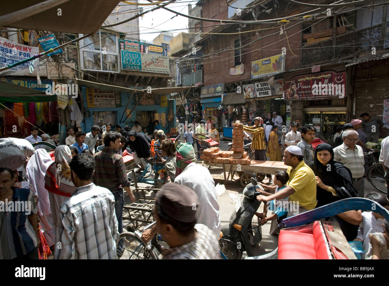 Chaotic traffic.  Chown Bazaar.  Old Delhi.  India Stock Photo