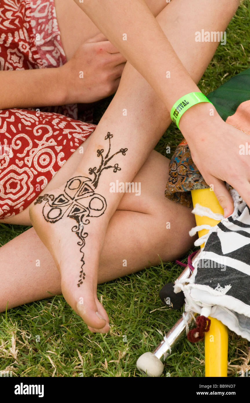 Brown Henna Tattoo Stickers for Foot Hand Flower Fake Tattoo for Women  Waterproof Temporary Tattoos for Wedding Party Festival