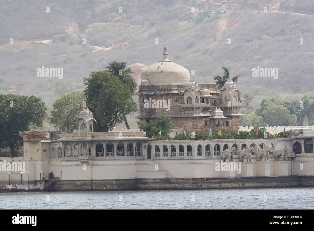 India Rajasthan Udaipur A boat ride in lake Pichola Jag Mandir palace in the background Stock Photo