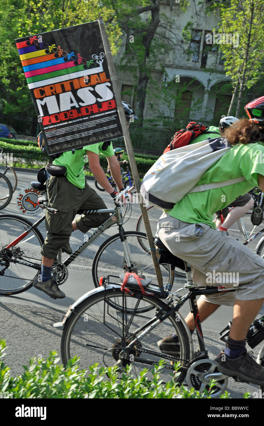 critical mass cycling