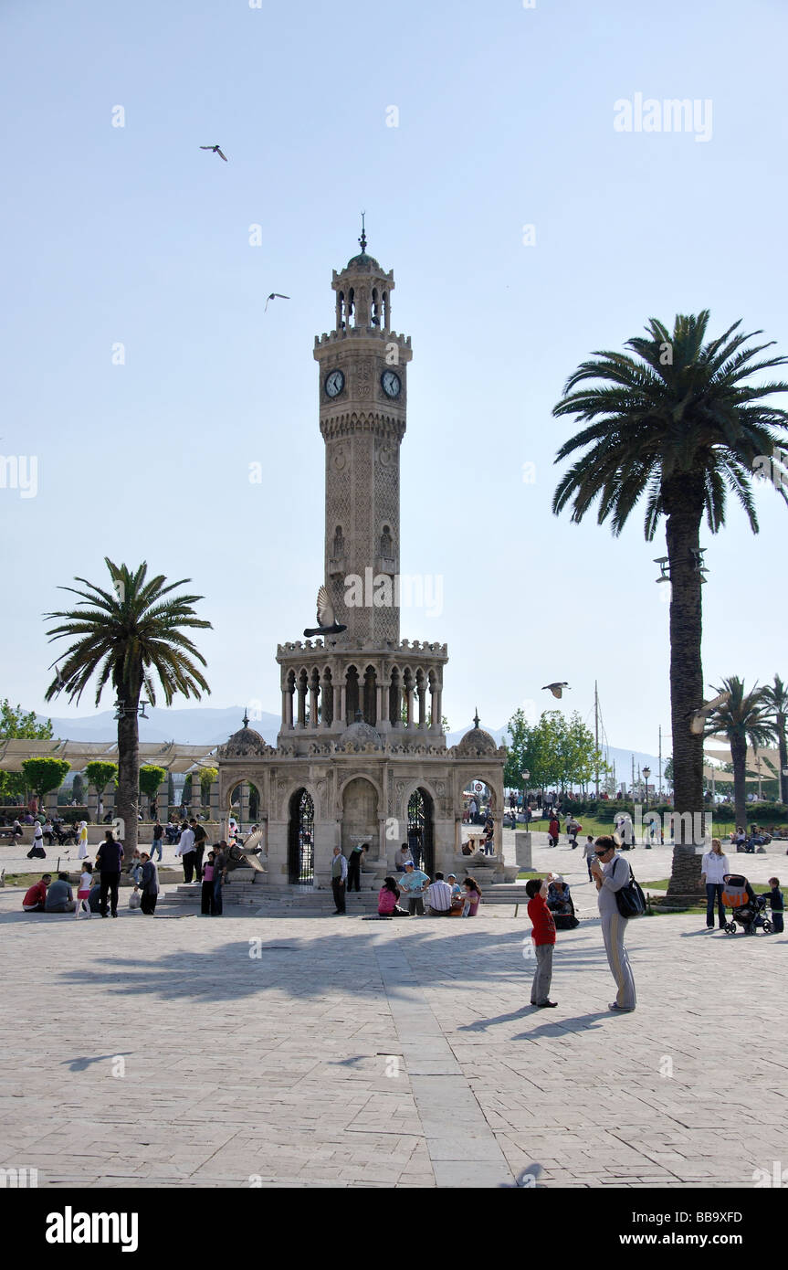 Izmir Clock Tower, Konak Square, Konak District, Izmir, Izmir Province,  Turkey Stock Photo - Alamy