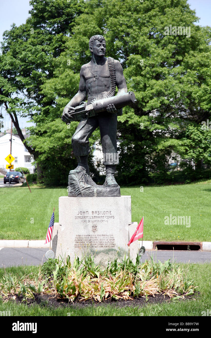Bronze statue of Gunnery Sergeant John Basilone machine gun, american war hero, world war 2 world war II USMC, US Marines rarita Stock Photo