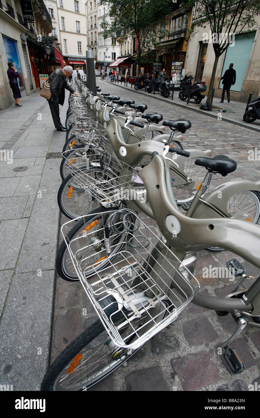 Bicycle rental station, Paris, France Stock Photo Alamy
