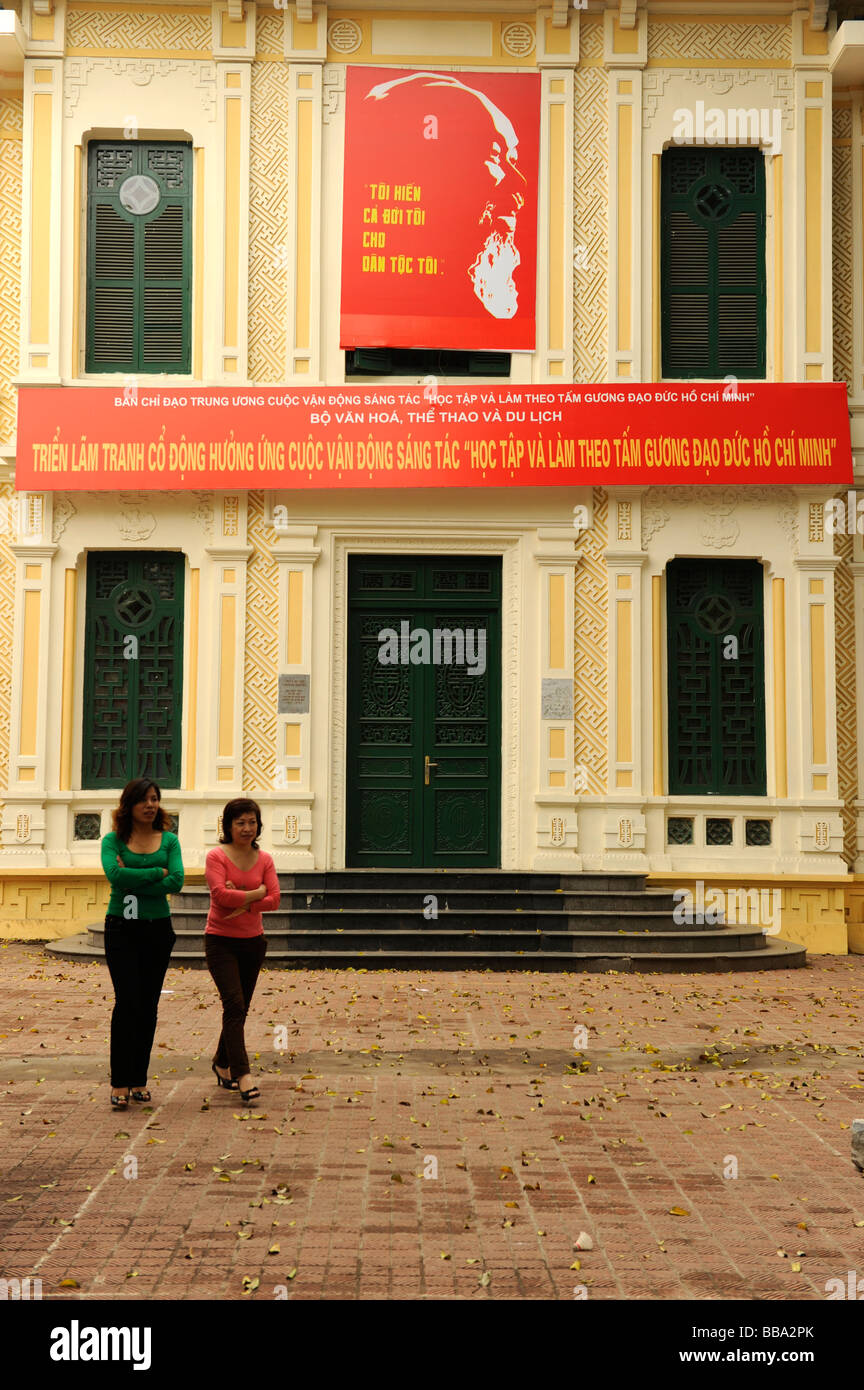 Ho Chi Minh poster at exhibition, Old Quarter, Hanoi, vietnam Stock ...
