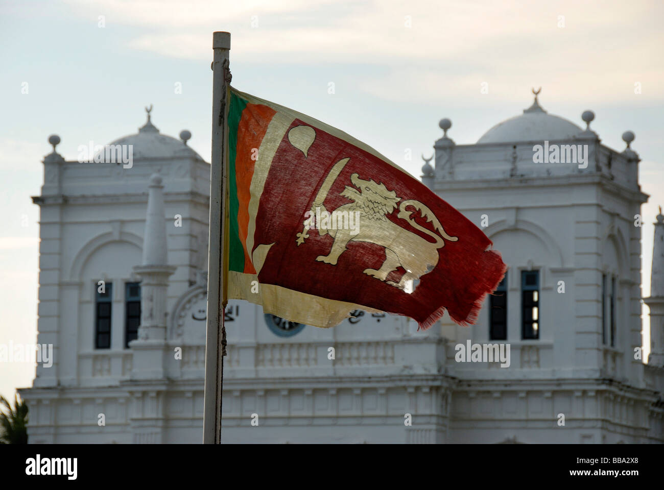 Islam, mosque with two towers behind the Sinhalese national flag, Fort Galle, Ceylon, Sri Lanka, South Asia, Asia Stock Photo
