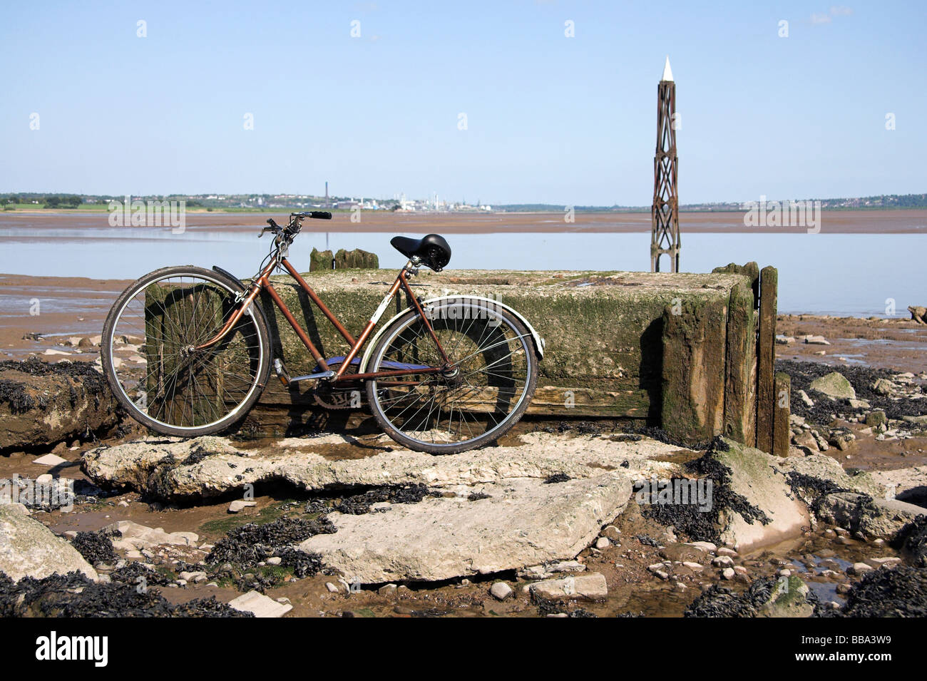 Bicycle, River Mersey Estuary, near Hale, Merseyside, UK Stock Photo