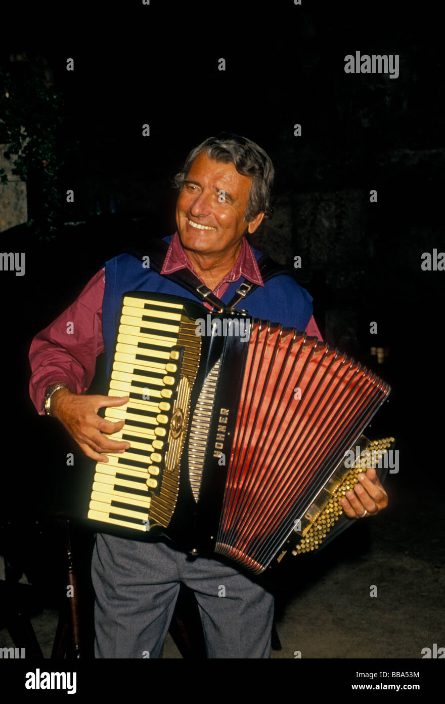 Accordion player male hi-res stock photography and images - Alamy