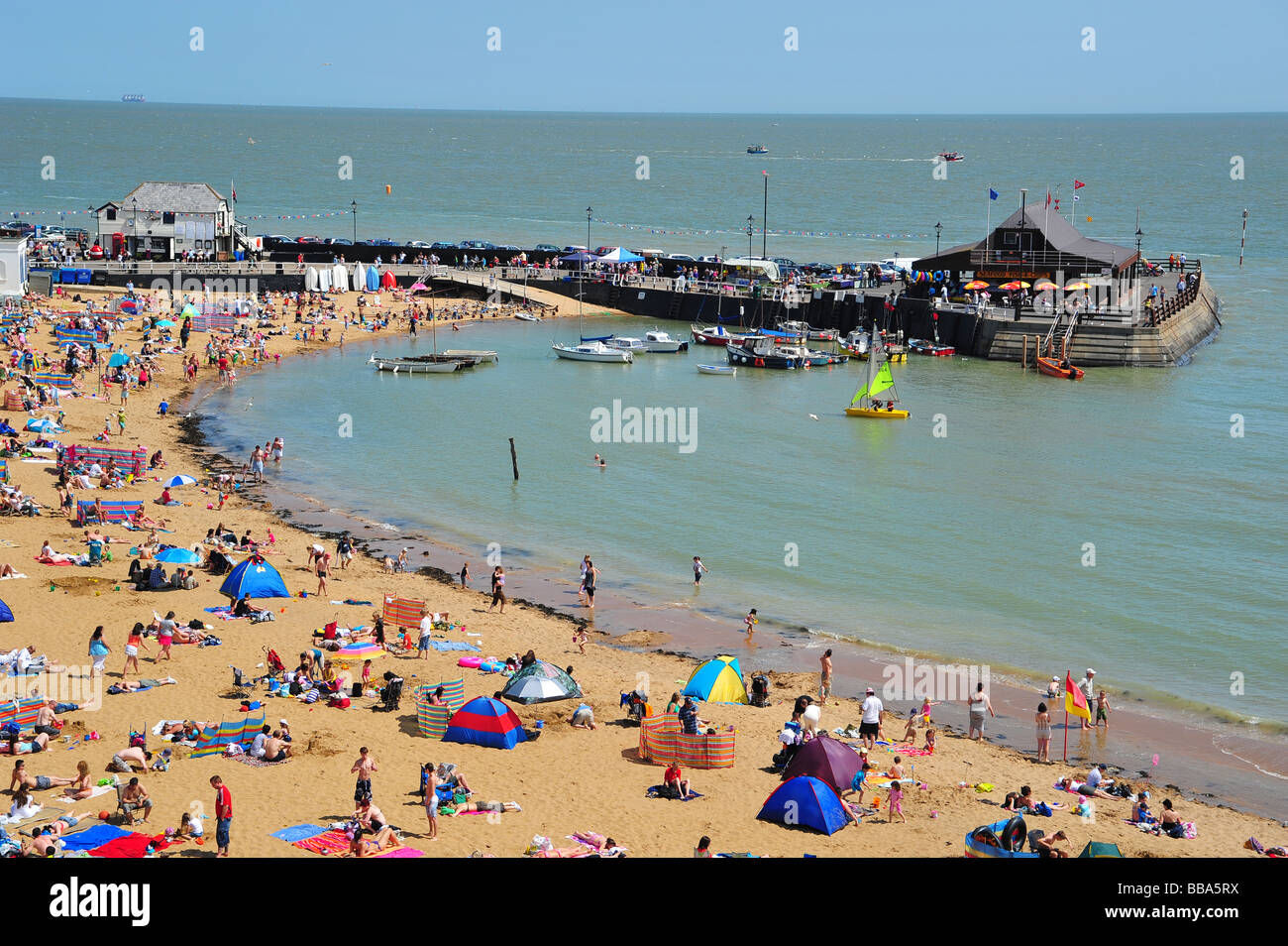 Thanet, Broadstairs Beach Marina Seafront Sea Uk Stock Photo - Alamy