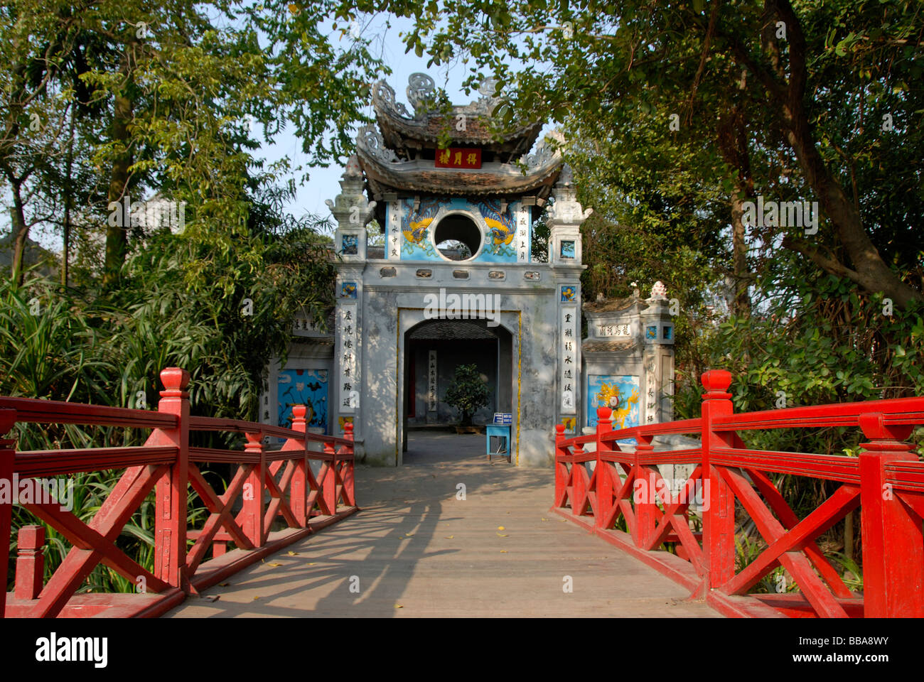 Buddhism, red wooden bridge with entrance tower, Ngoc Son Temple, Hoan Kiem Lake, Hanoi, Vietnam, Southeast Asia, Asia Stock Photo