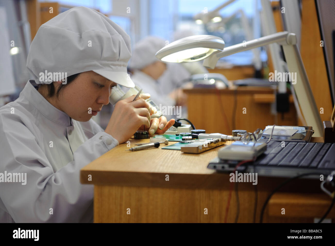 An engineer works on a watch in the Micro Artist Studio, Seiko Epson,  Shiojiri Japan, May 18 2009 Stock Photo - Alamy