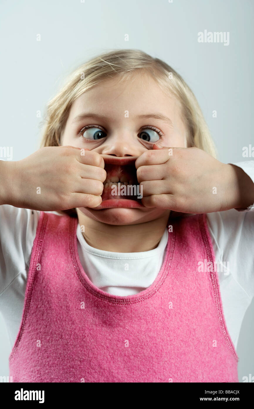 Scary face hi-res stock photography and images - Alamy